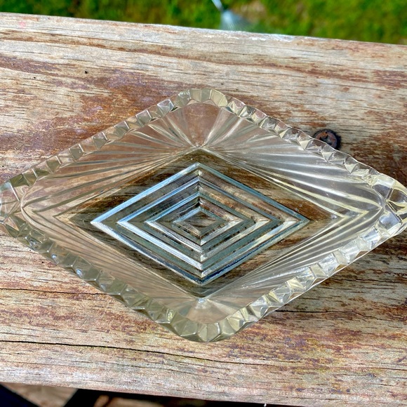 Accents Vintage Cut Glass Bowl Poshmark